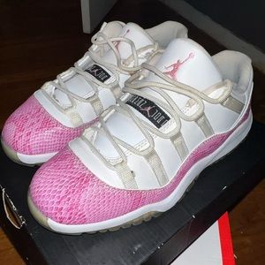 Jordan 11 pink snake skin